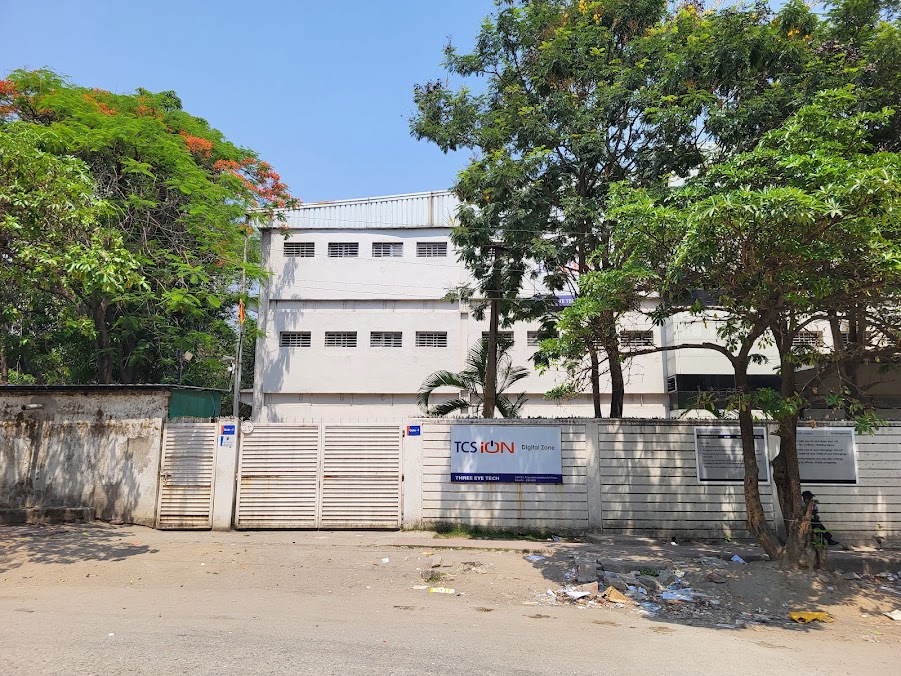 iON Digital Zone (iDZ), Tupudana